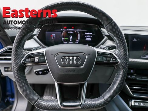 Used 2022 Audi e-tron GT Premium Plus w/ Performance Package image 10