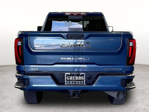 Used 2026 GMC Sierra 2500 Denali Ultimate AWD/4WD image 5