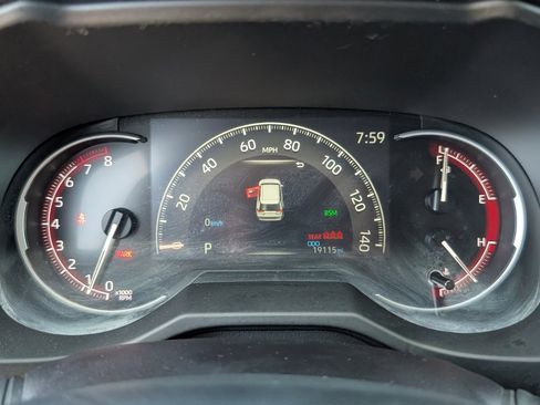 Used 2023 Toyota RAV4 XLE w/ Convenience Package image 19