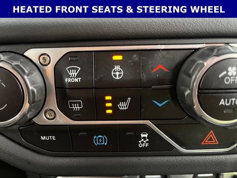 Used 2024 Jeep Wrangler High Altitude AWD/4WD image 6
