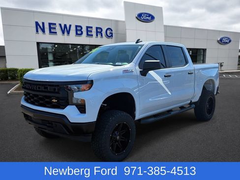 Used 2024 Chevrolet Silverado 1500 W/T w/ Z71 Off-Road Package AWD/4WD image 1