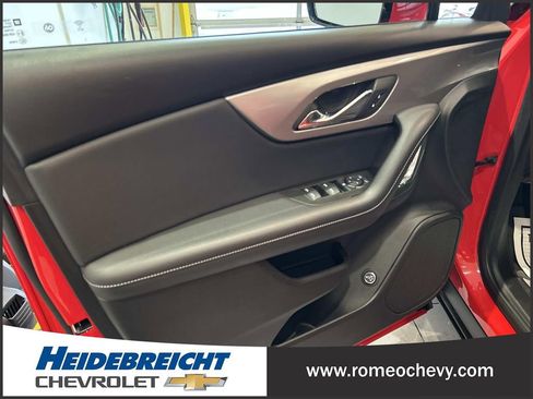 Certified 2024 Chevrolet Blazer LT w/ Convenience Package image 10