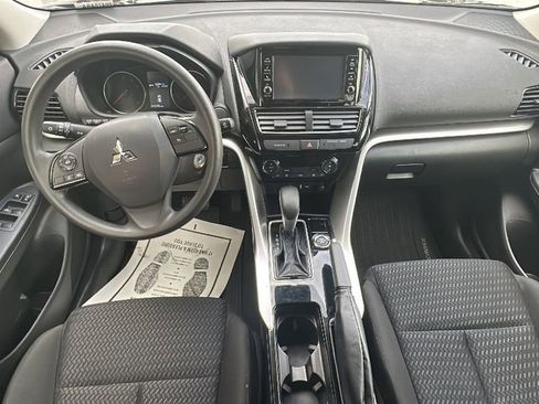 Used 2025 Mitsubishi Eclipse Cross ES image 16