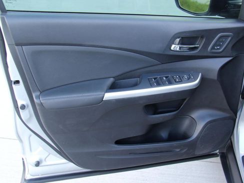 Used 2016 Honda CR-V Touring image 21