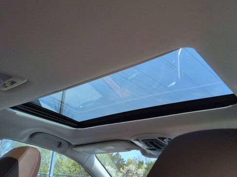 Used 2023 Subaru Outback Touring XT image 22