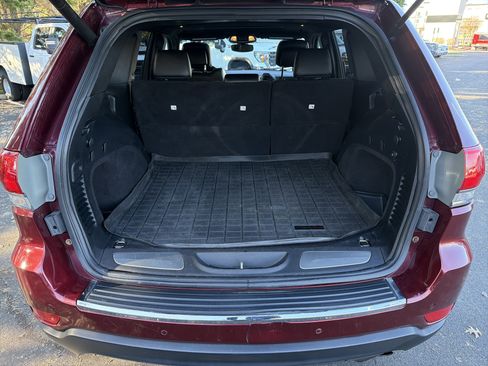 Used 2019 Jeep Grand Cherokee Limited image 32