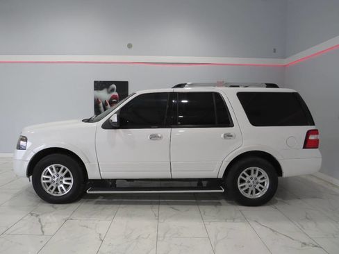 Used 2012 Ford Expedition Limited RWD image 6