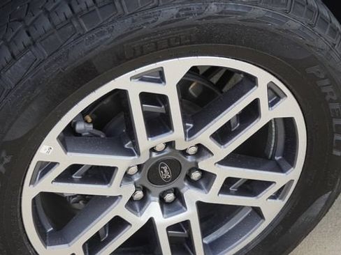 Used 2025 Ford Expedition Active AWD/4WD image 11