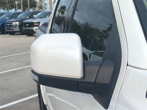 Used 2019 Ford F150 Lariat w/ FX4 Off-Road Package image 12