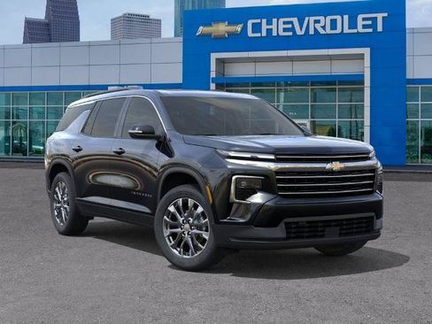 New 2026 Chevrolet Traverse LT w/ Sun and Wheel Package FWD image 7