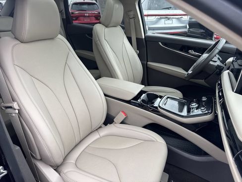 Certified 2023 Lincoln Nautilus Reserve AWD/4WD image 27
