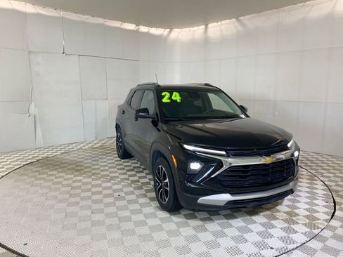 Used 2024 Chevrolet TrailBlazer LT FWD image 45