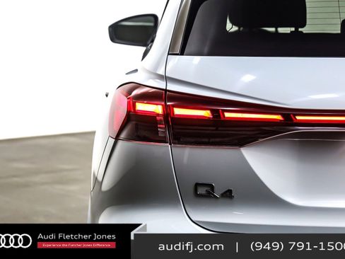 Used 2024 Audi Q4 e-tron Premium w/ Convenience Package image 16