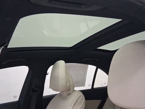 Used 2022 Mercedes-Benz C 300 4MATIC Sedan image 14