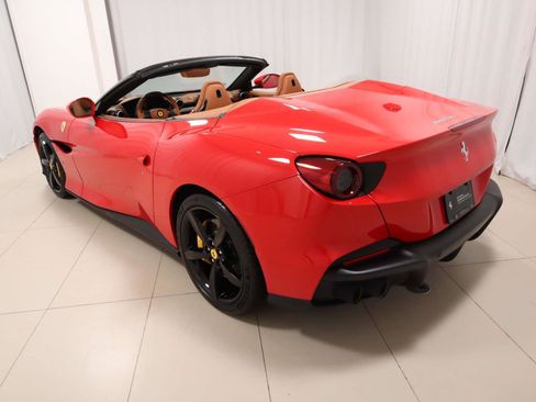 Used 2023 Ferrari Portofino M RWD image 14