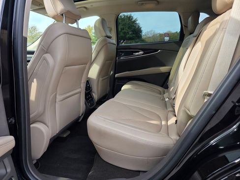 Used 2021 Lincoln Nautilus Reserve w/ Equipment Group 201A image 12