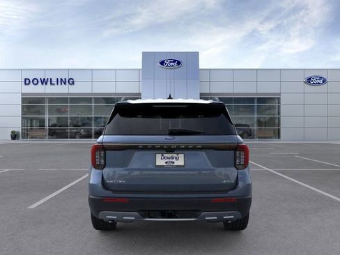 New 2026 Ford Explorer Active w/ Active Comfort Package image 5