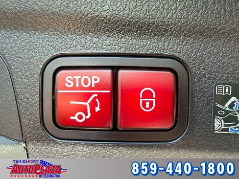 Used 2022 Mercedes-Benz GLE 350 4MATIC w/ Premium Package image 28