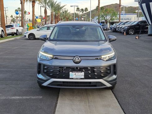 New 2026 Volkswagen Tiguan SE FWD image 7
