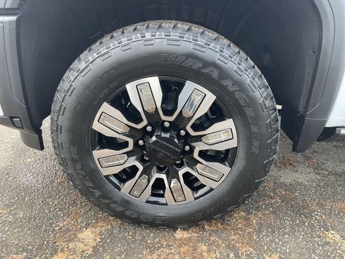 New 2026 GMC Sierra 2500 Denali w/ Denali Reserve Package image 69