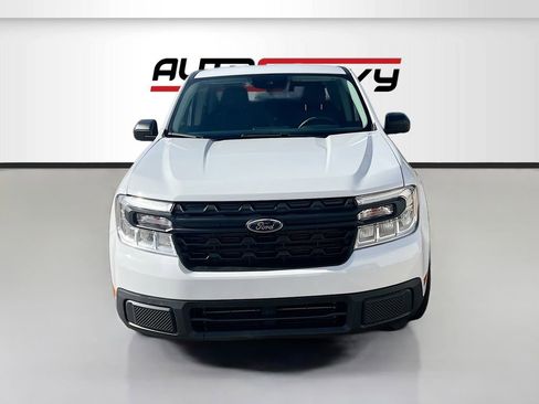 Used 2024 Ford Maverick XL image 2