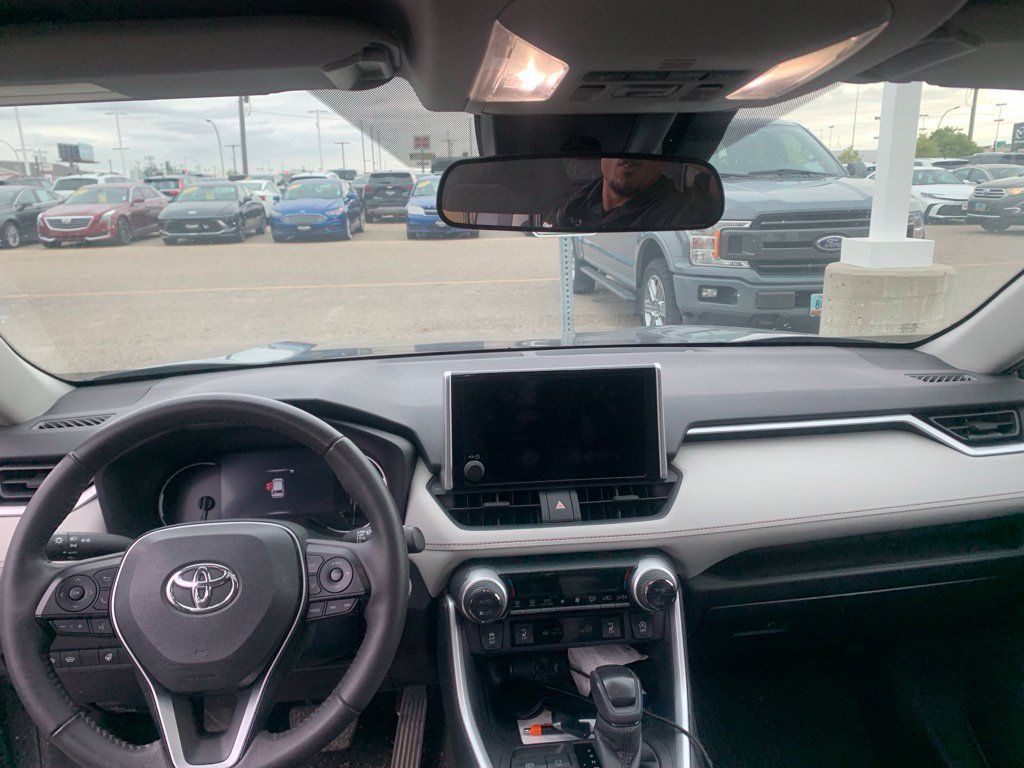 Used 2024 Toyota RAV4 XLE w/ Convenience Package AWD/4WD image 14