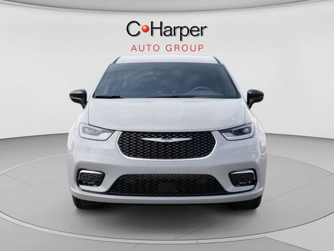 New 2026 Chrysler Pacifica Select FWD image 6