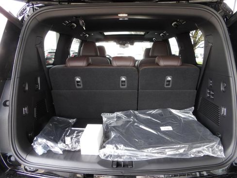 New 2026 Nissan Armada Platinum Reserve AWD/4WD image 10