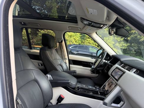 Used 2018 Land Rover Range Rover HSE AWD/4WD image 15