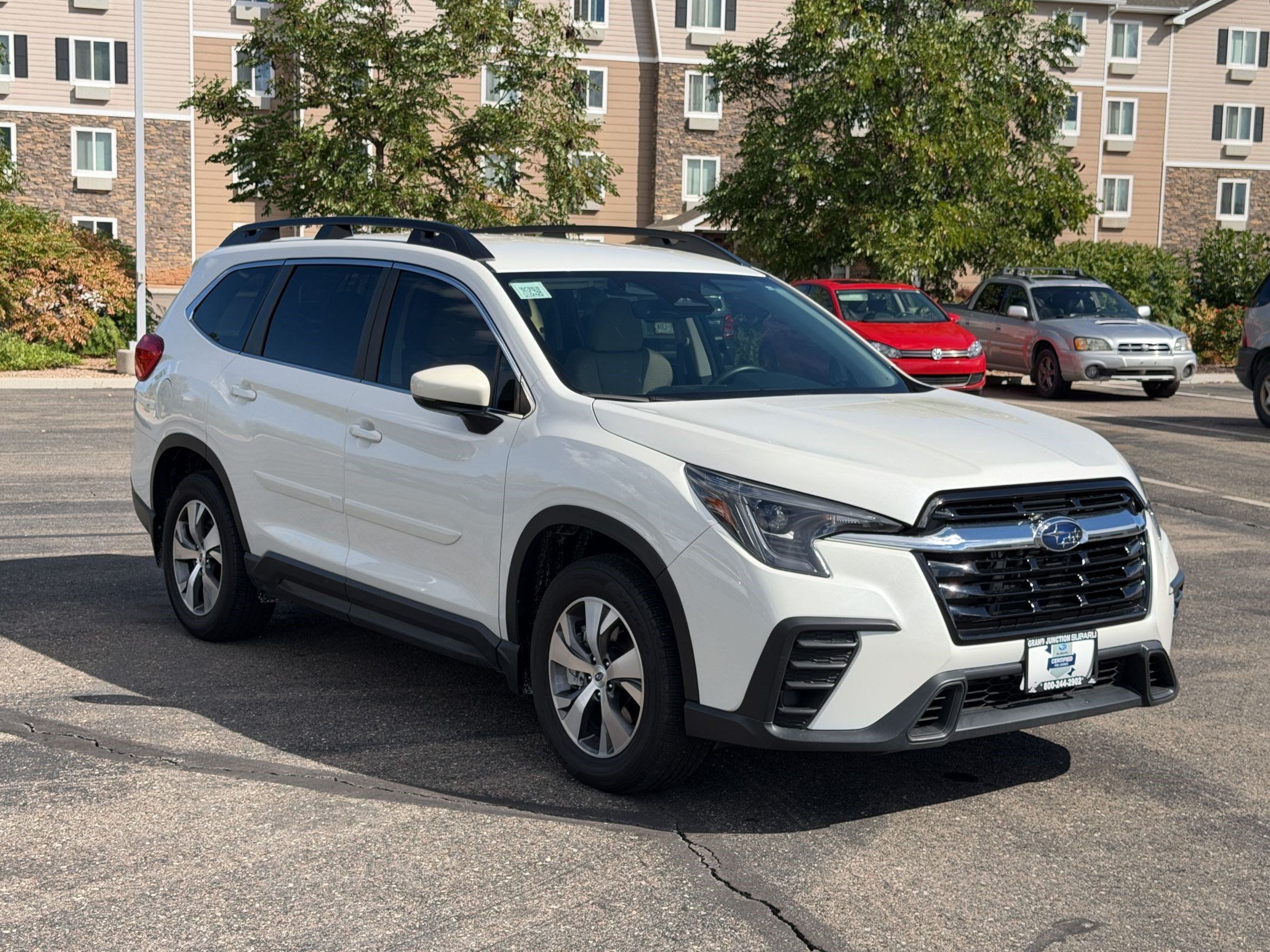 Certified 2024 Subaru Ascent Premium w/ Convenience Package AWD/4WD image 7