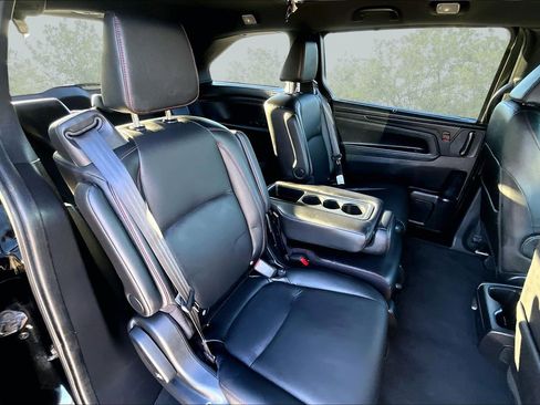 Used 2024 Honda Odyssey Sport image 27