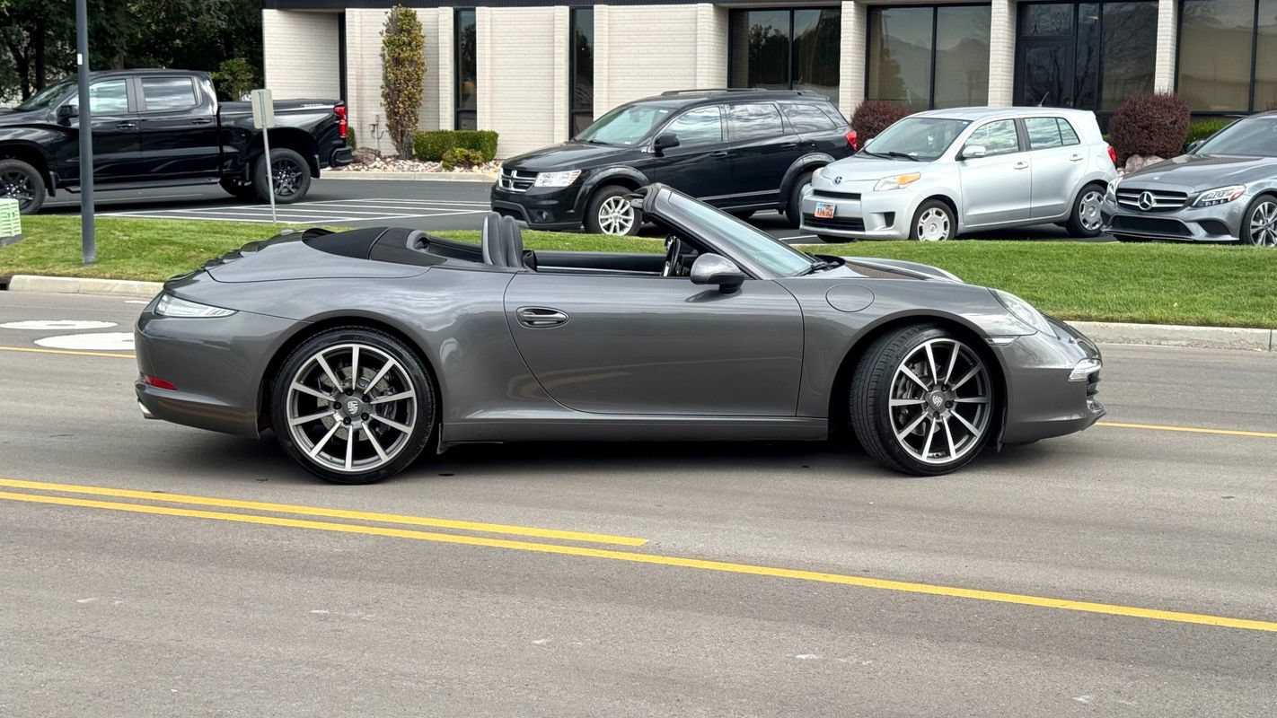 Used 2016 Porsche 911 Carrera RWD image 14