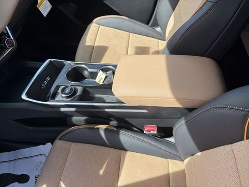 New 2026 Chevrolet Equinox ACTIV w/ LPO, Floor Liner Package FWD image 27
