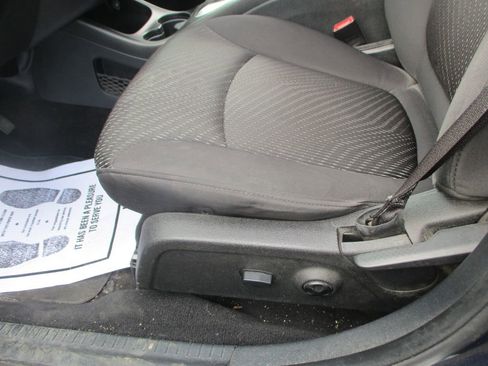 Used 2014 Dodge Journey SXT image 10