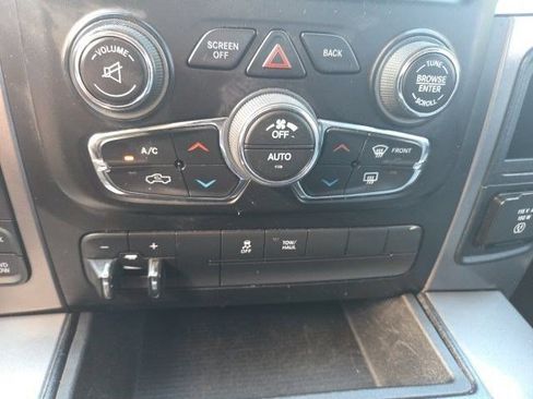 Used 2022 RAM 1500 Classic SLT w/ Electronics Group AWD/4WD image 31
