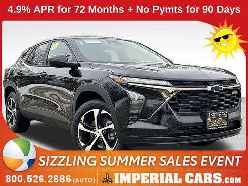 New 2026 Chevrolet Trax RS w/ Sunroof Package FWD image 1