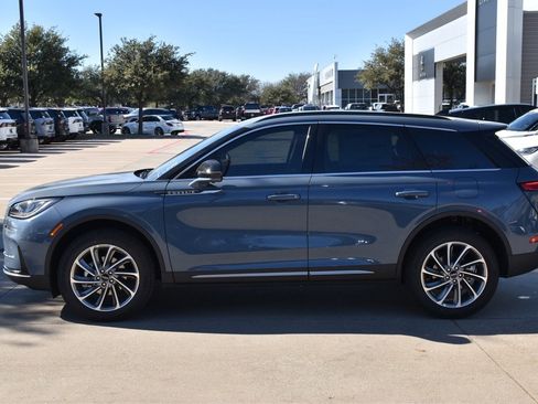 New 2026 Lincoln Corsair Premiere image 11