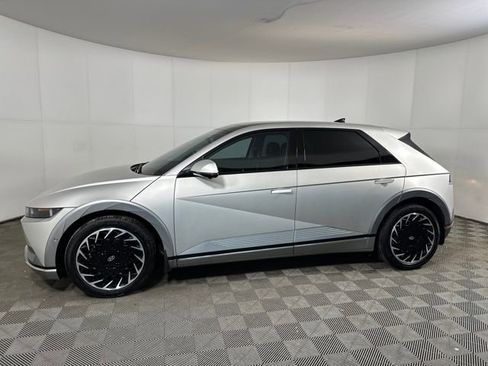 Used 2023 Hyundai Ioniq 5 Limited image 6