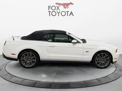 Used 2010 Ford Mustang GT Premium RWD image 7