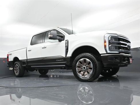 Certified 2024 Ford F250 King Ranch AWD/4WD image 27