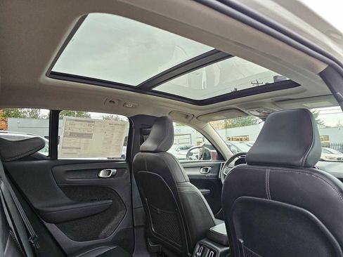 New 2026 Volvo XC40 B5 Core w/ Climate Package image 13
