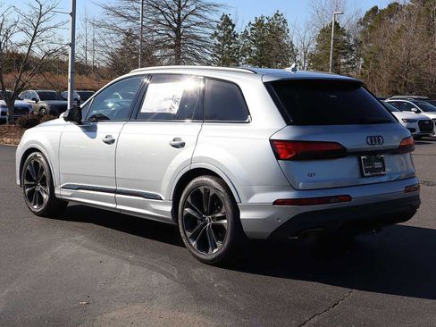 Used 2025 Audi Q7 3.0T Prestige w/ Prestige Package AWD/4WD image 4