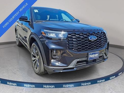 Used 2026 Ford Explorer ST-Line AWD/4WD image 3
