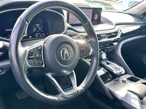 Used 2022 Acura MDX SH-AWD w/ Advance Package image 11