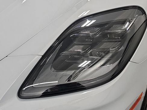Used 2025 Porsche Panamera 4 AWD/4WD image 33