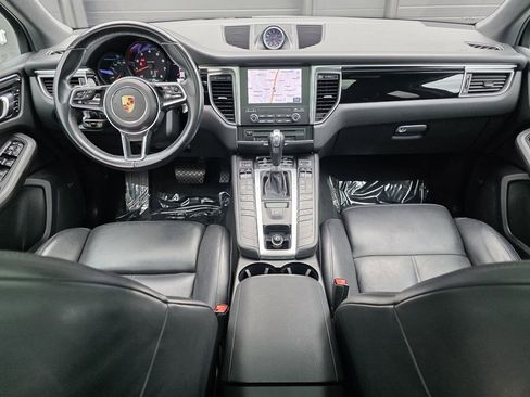 Used 2018 Porsche Macan image 17