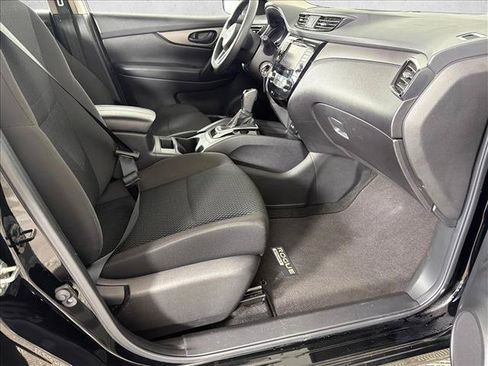 Used 2020 Nissan Rogue Sport S FWD image 13