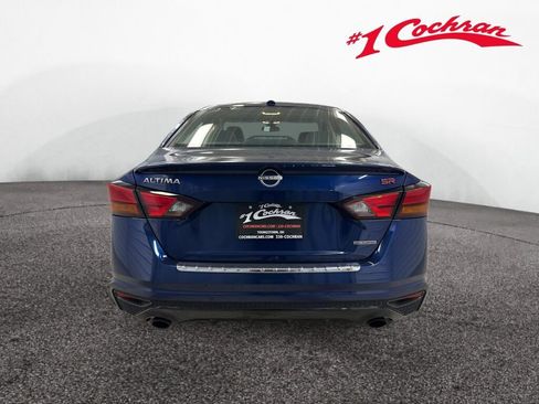 Used 2023 Nissan Altima 2.0 SR FWD image 23