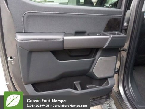 New 2025 Ford F350 Lariat w/ Black Appearance Package image 27