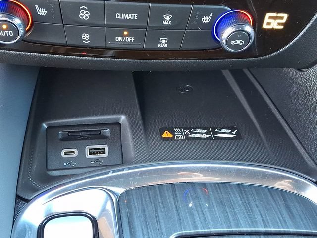 Used 2024 Buick Enclave Essence w/ Experience Buick Package AWD/4WD image 27
